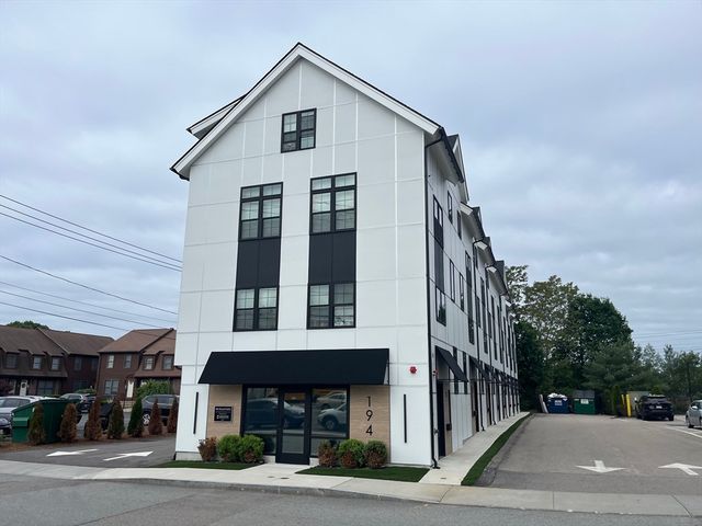 194 Rumford Avenue 1, Mansfield, MA 02048