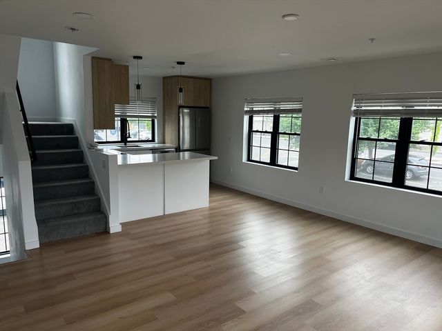 194 Rumford Avenue 1, Mansfield, MA 02048