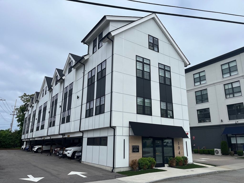 194 Rumford Avenue 1, Mansfield, MA 02048