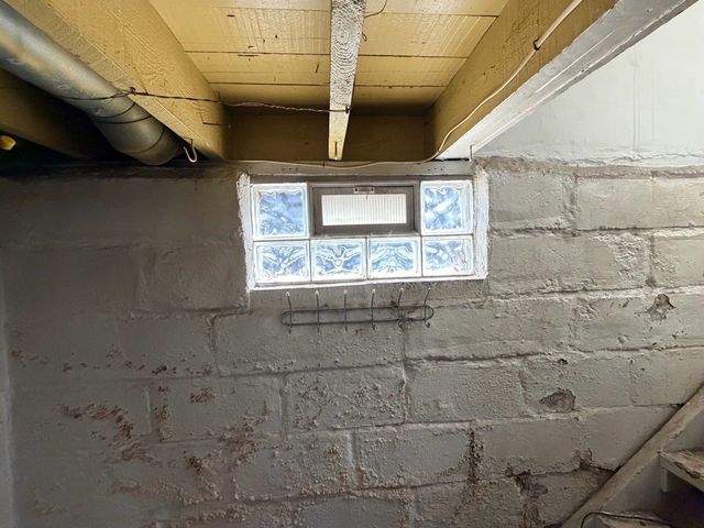 21 Sheraton Drive, Greece, NY 14616