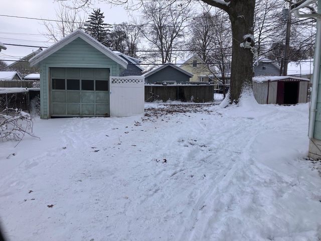 21 Sheraton Drive, Greece, NY 14616