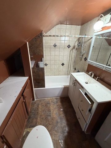 21 Sheraton Drive, Greece, NY 14616