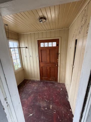 21 Sheraton Drive, Greece, NY 14616