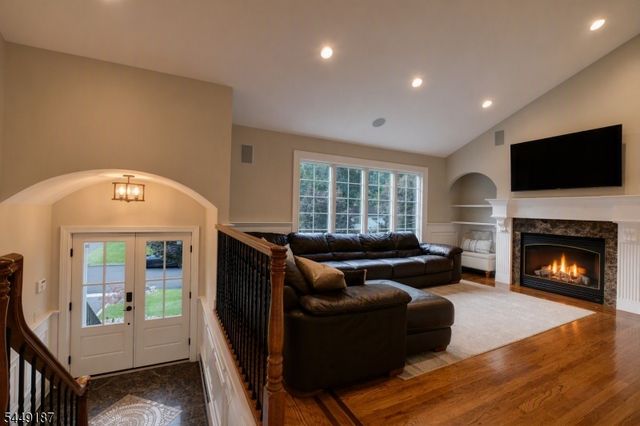 30 The Glen, Cedar Grove Twp., NJ 07009
