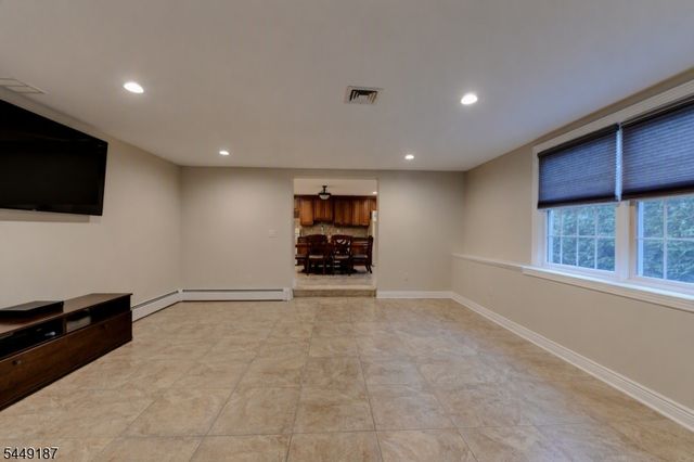 30 The Glen, Cedar Grove Twp., NJ 07009