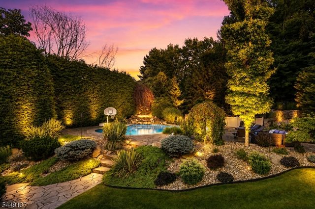 30 The Glen, Cedar Grove Twp., NJ 07009