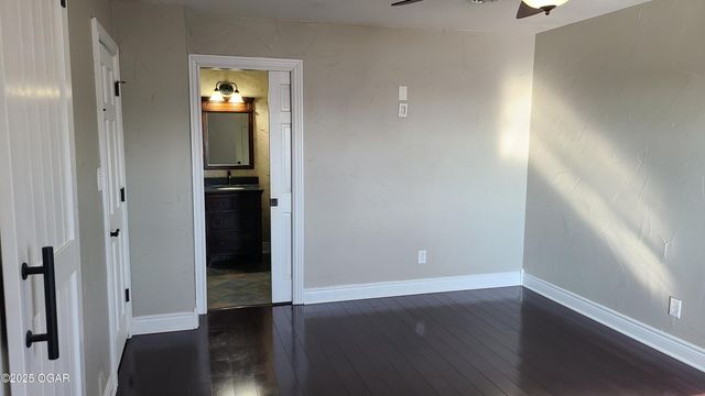 2007 E 47th Street, Joplin, MO 64804