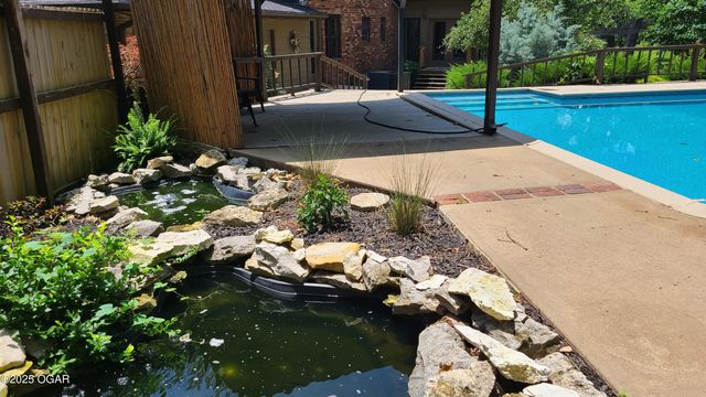 2007 E 47th Street, Joplin, MO 64804