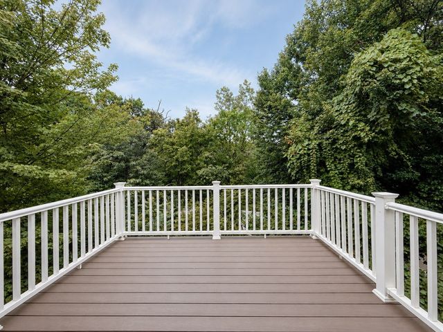 438 Plantation St 438, Worcester, MA 01605
