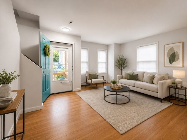 438 Plantation St 438, Worcester, MA 01605