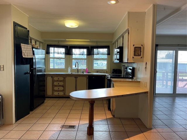 2 GROVE TRAIL, Wildwood, FL 34785