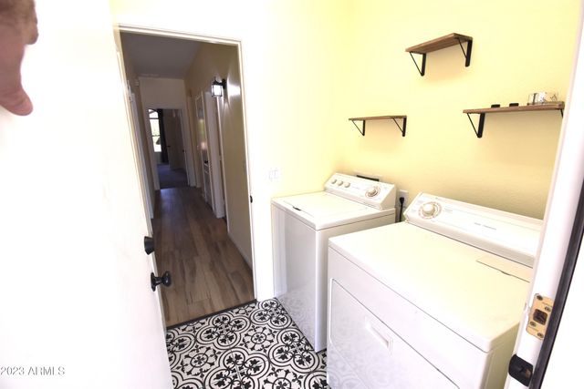 10230 W COUNTRY CLUB Trail, Peoria, AZ 85383