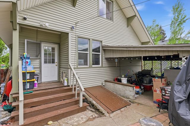 1018 W Grace Ave, Spokane, WA 99205