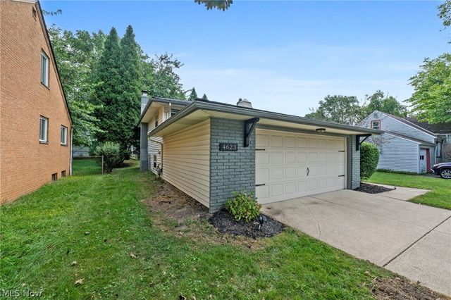 4623 Orchard Road, Fairview Park, OH 44126