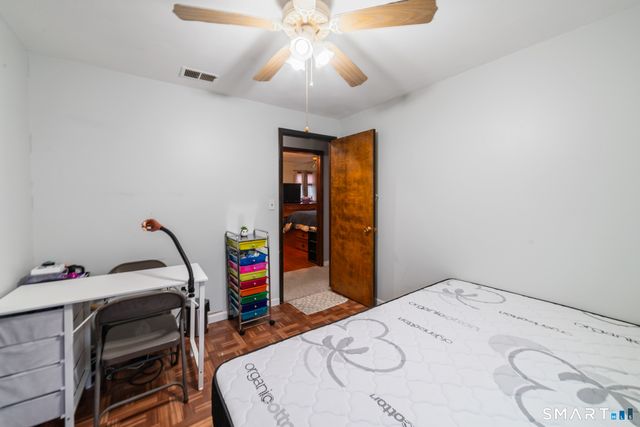 138 Townsend Avenue, Waterbury, CT 06705