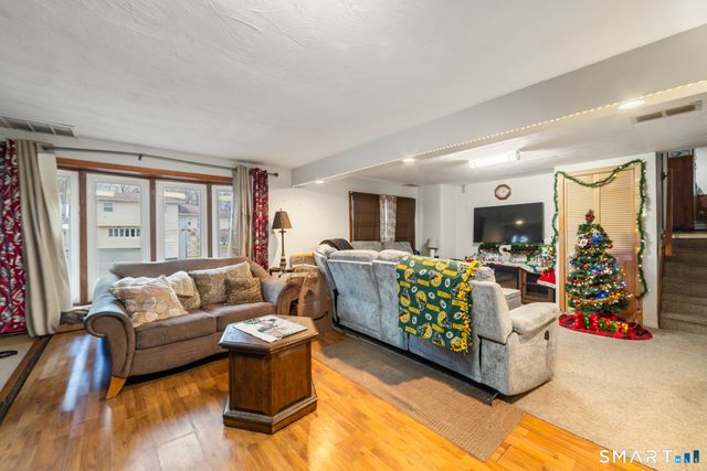 138 Townsend Avenue, Waterbury, CT 06705