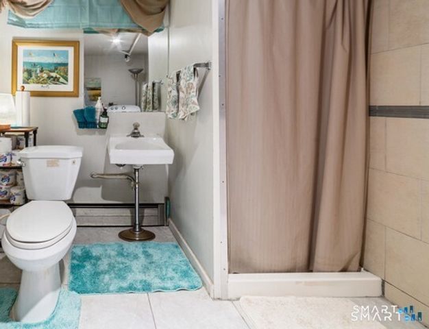 138 Townsend Avenue, Waterbury, CT 06705