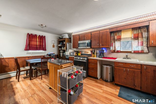 138 Townsend Avenue, Waterbury, CT 06705