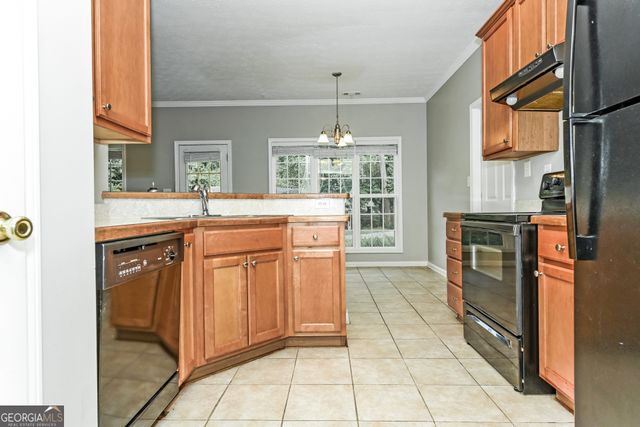 349 Plantation Circle, Fayetteville, GA 30214
