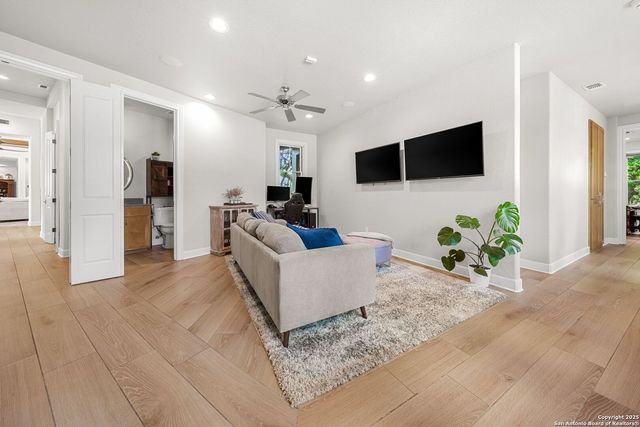 195 Desert Flower, Spring Branch, TX 78070