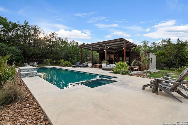 195 Desert Flower, Spring Branch, TX 78070