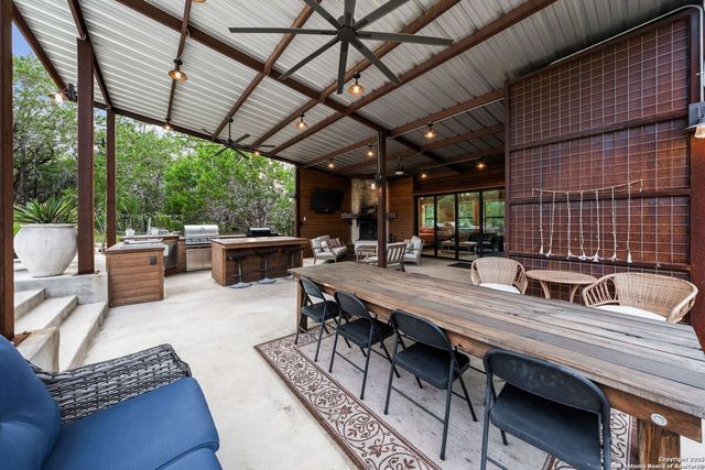 195 Desert Flower, Spring Branch, TX 78070