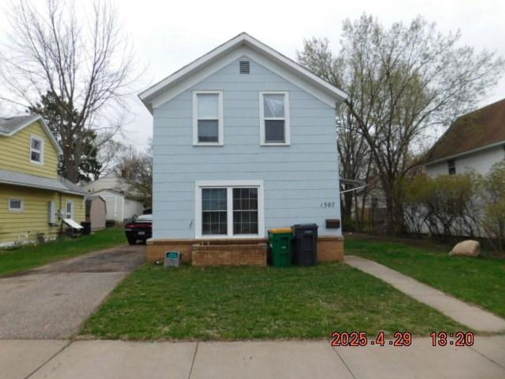 1507 Main Street, Eau Claire, WI 54701