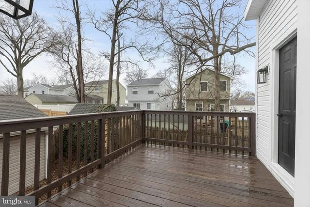 1622 CHESAPEAKE DR, Edgewater, MD 21037