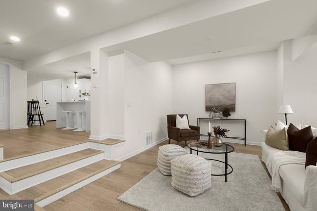 1622 CHESAPEAKE DR, Edgewater, MD 21037