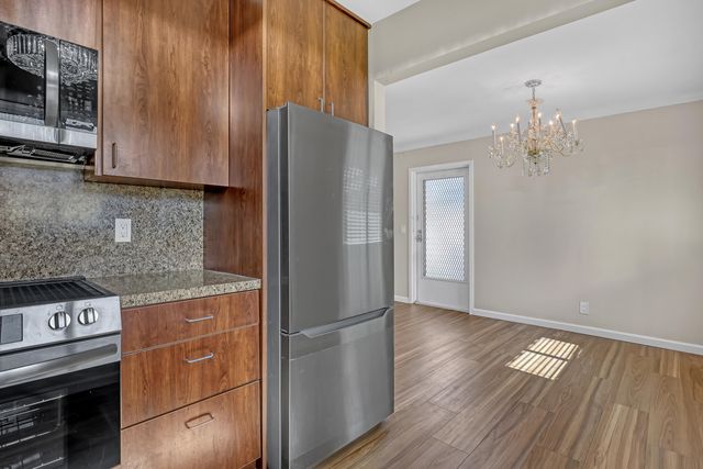 81 SAXONY B 81, Delray Beach, FL 33446