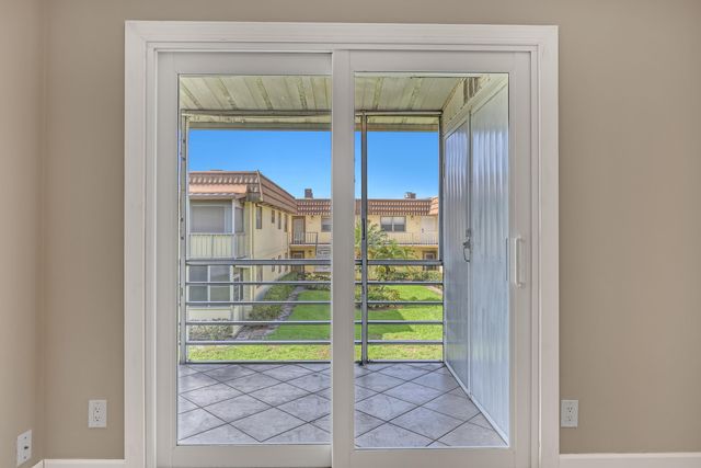 81 SAXONY B 81, Delray Beach, FL 33446
