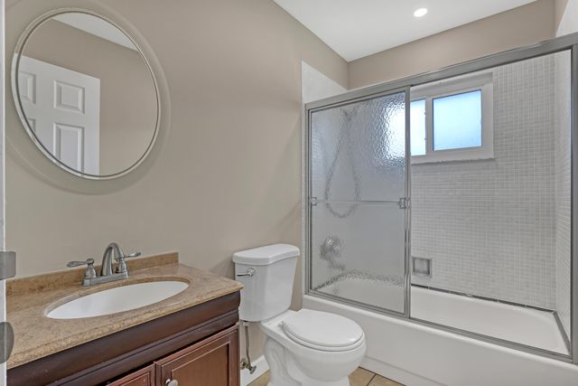 81 SAXONY B 81, Delray Beach, FL 33446