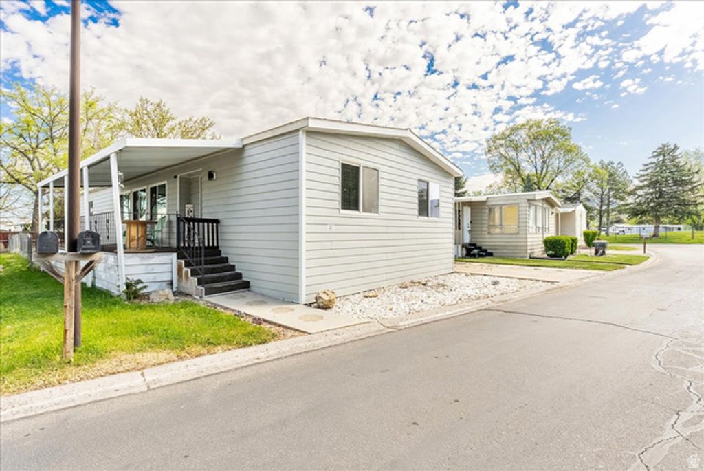 888 W STORM MTN, Salt Lake City, UT 84123