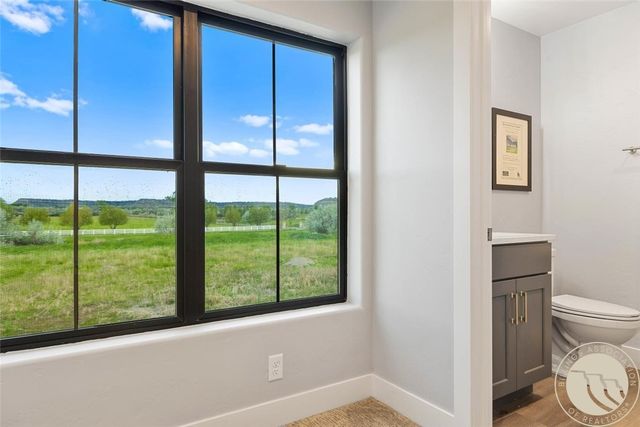 6113 Creek Crossing Road, Billings, MT 59106