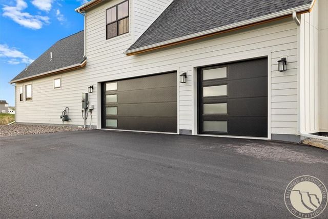 6113 Creek Crossing Road, Billings, MT 59106