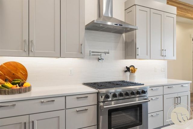 6113 Creek Crossing Road, Billings, MT 59106