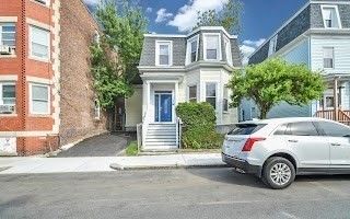 6 Weld Ave 2, Boston, MA 02119