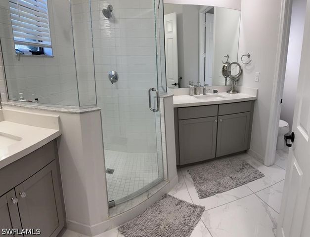 8863 Madrid CIR, Naples, FL 34104