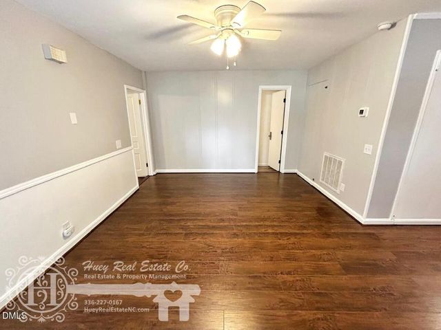 1021 Dixie Street, Burlington, NC 27217