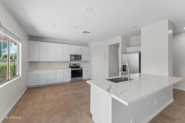 17627 W EVANS Drive, Surprise, AZ 85388