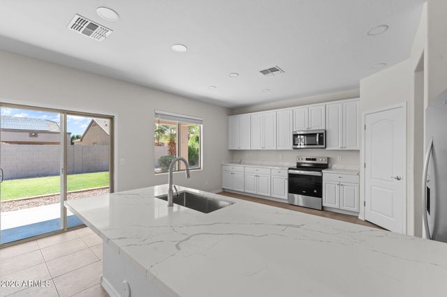 17627 W EVANS Drive, Surprise, AZ 85388