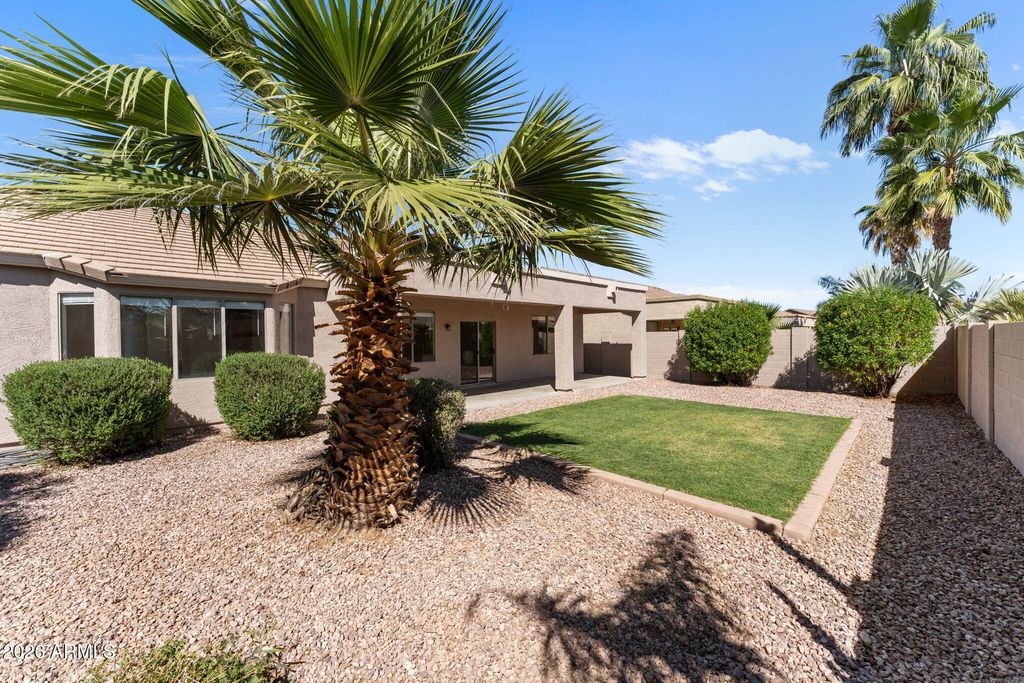 17627 W EVANS Drive, Surprise, AZ 85388