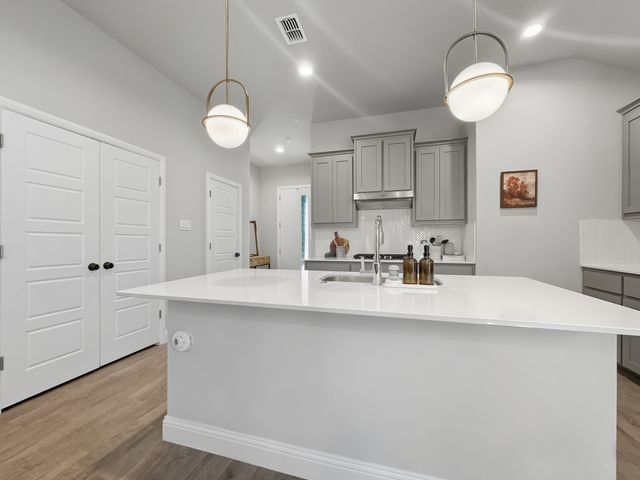 2216 Redwing Drive, Denton, TX 76205