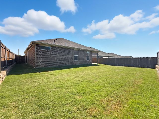 2216 Redwing Drive, Denton, TX 76205