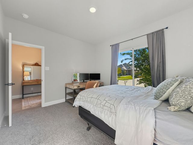 2216 Redwing Drive, Denton, TX 76205
