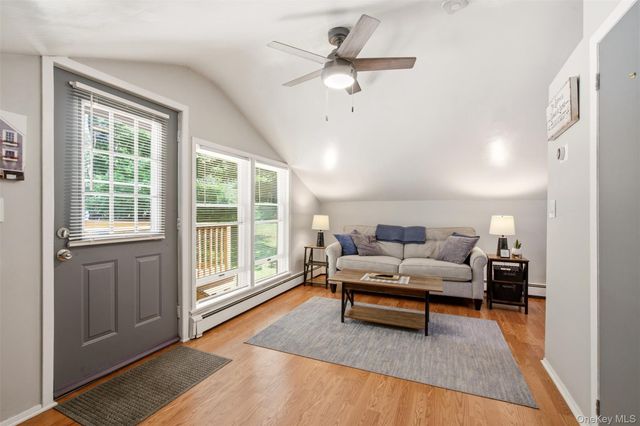 355 Bread And Cheese Hollow Road, Northport, NY 11768