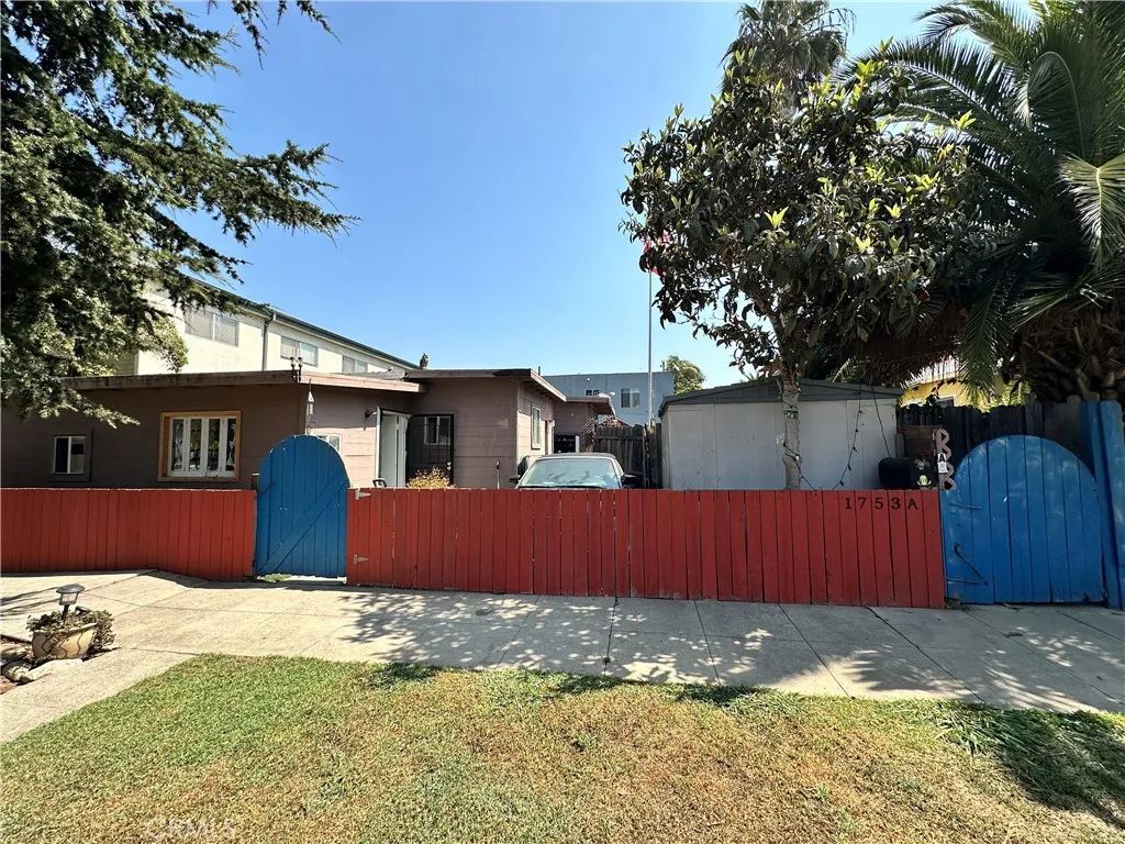 1753 16th Street, Santa Monica, CA 90404
