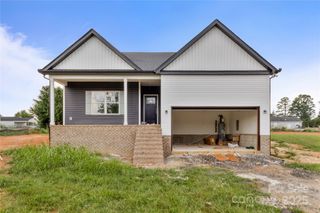 143 Tranquility Lane, Harmony, NC 28634
