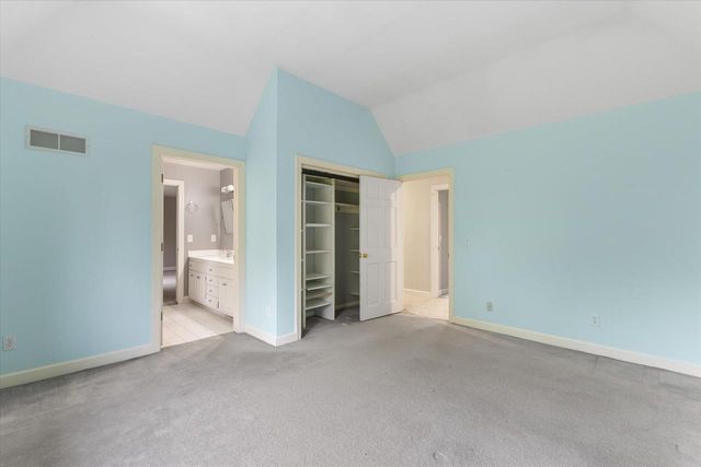 4715 Hasting DRIVE, Brookfield, WI 53045