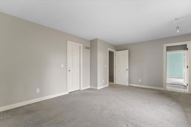 4715 Hasting DRIVE, Brookfield, WI 53045